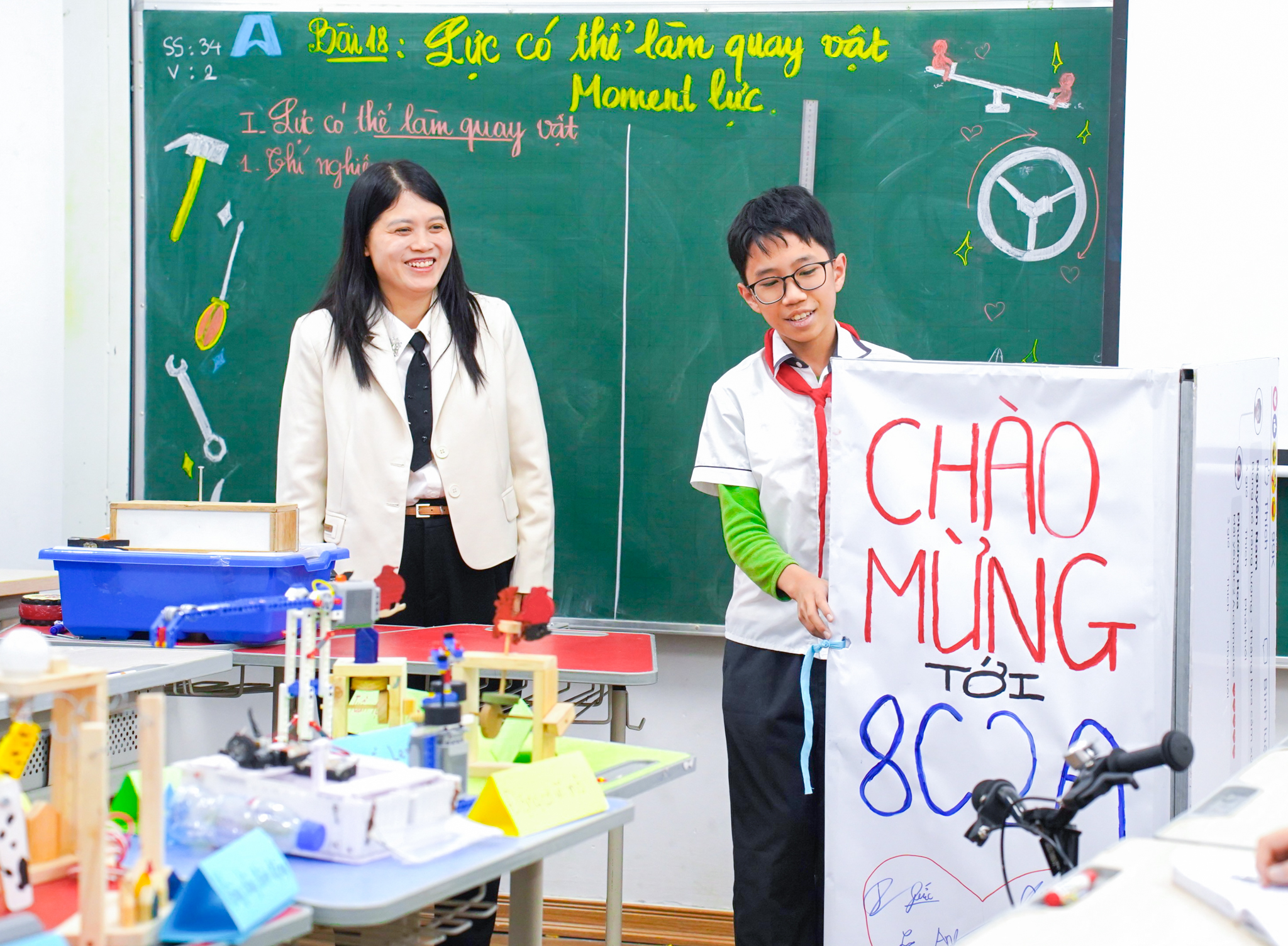 Tiết học Vật lí 8C2: Khi kiến thức trở thành trải nghiệm