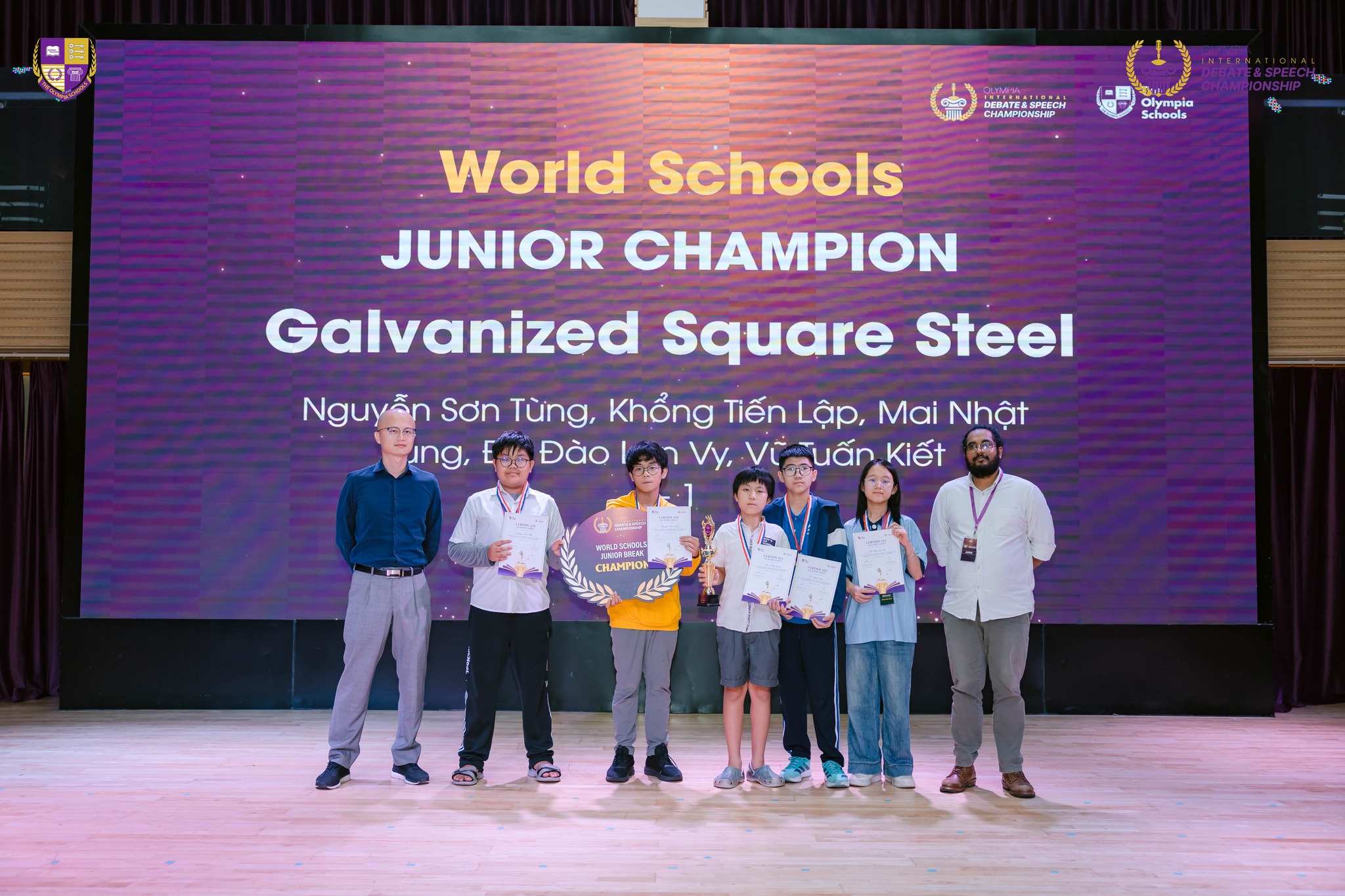 Arcers tỏa sáng tại Olympia International Debate & Speech Championship 2025