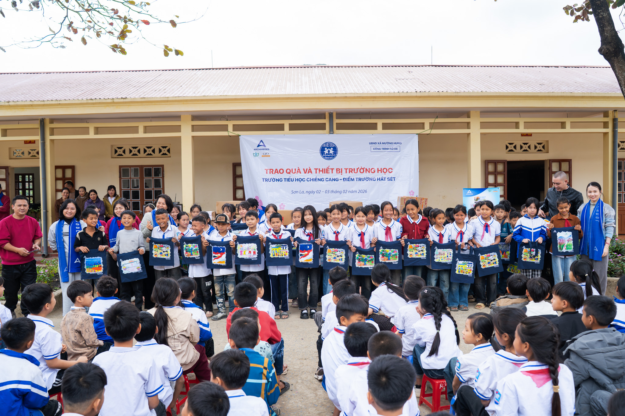 Hành trình thiện nguyện Sơn La 2026: Hơi ấm trao đi, nụ cười ở lại