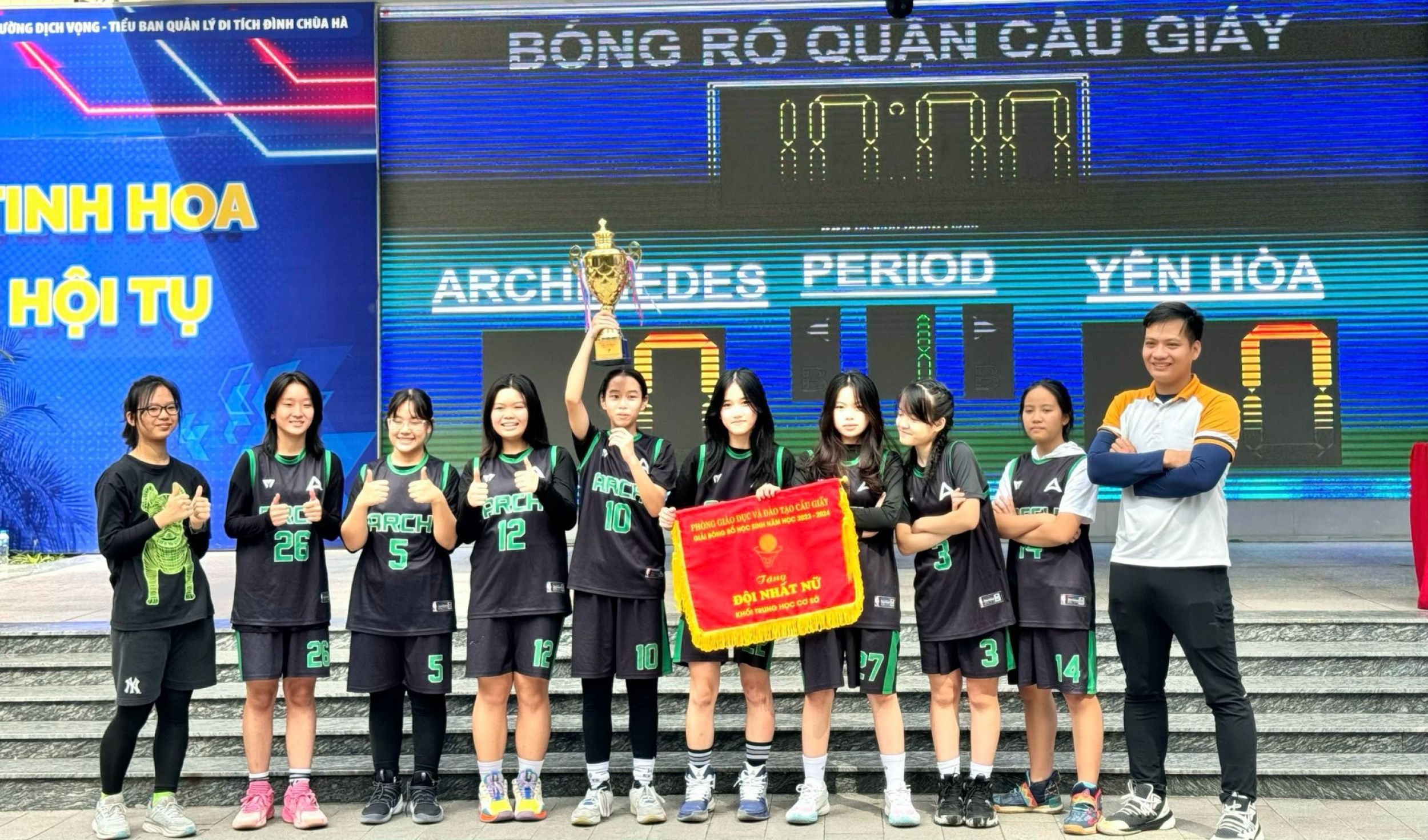 Đội tuyển Bóng rổ nữ đạt chức Vô địch tại giải Bóng rổ học sinh quận Cầu Giấy năm học 2023 - 2024