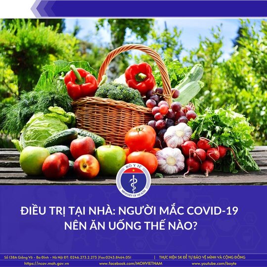 Điều trị tại nhà: Người mắc Covid nên ăn uống thế nào?