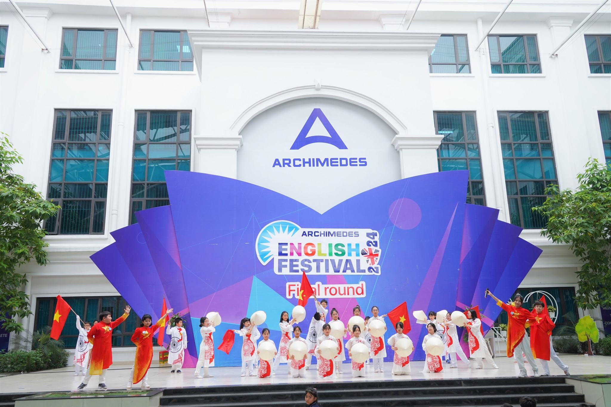 Chung kết English Festival 2024: Sân khấu của tự hào dân tộc