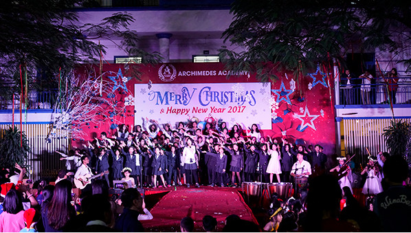 Lễ hội Giáng sinh 2016: Sân khấu của sự tự tin và sáng tạo