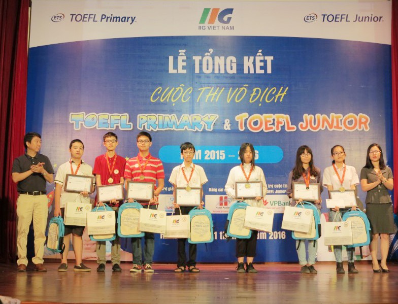 Học sinh Archimedes nhận giải thưởng cuộc thi TOEFL Junior