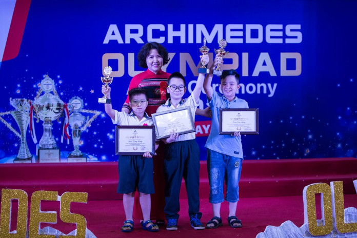 204 học sinh nhận học bổng trong lễ trao thưởng Archimedes Olympiad 2019